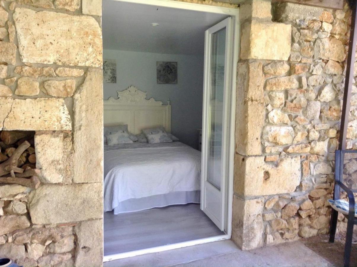 The Gatehouse At The Old Forge Villa Feuillade Exteriör bild
